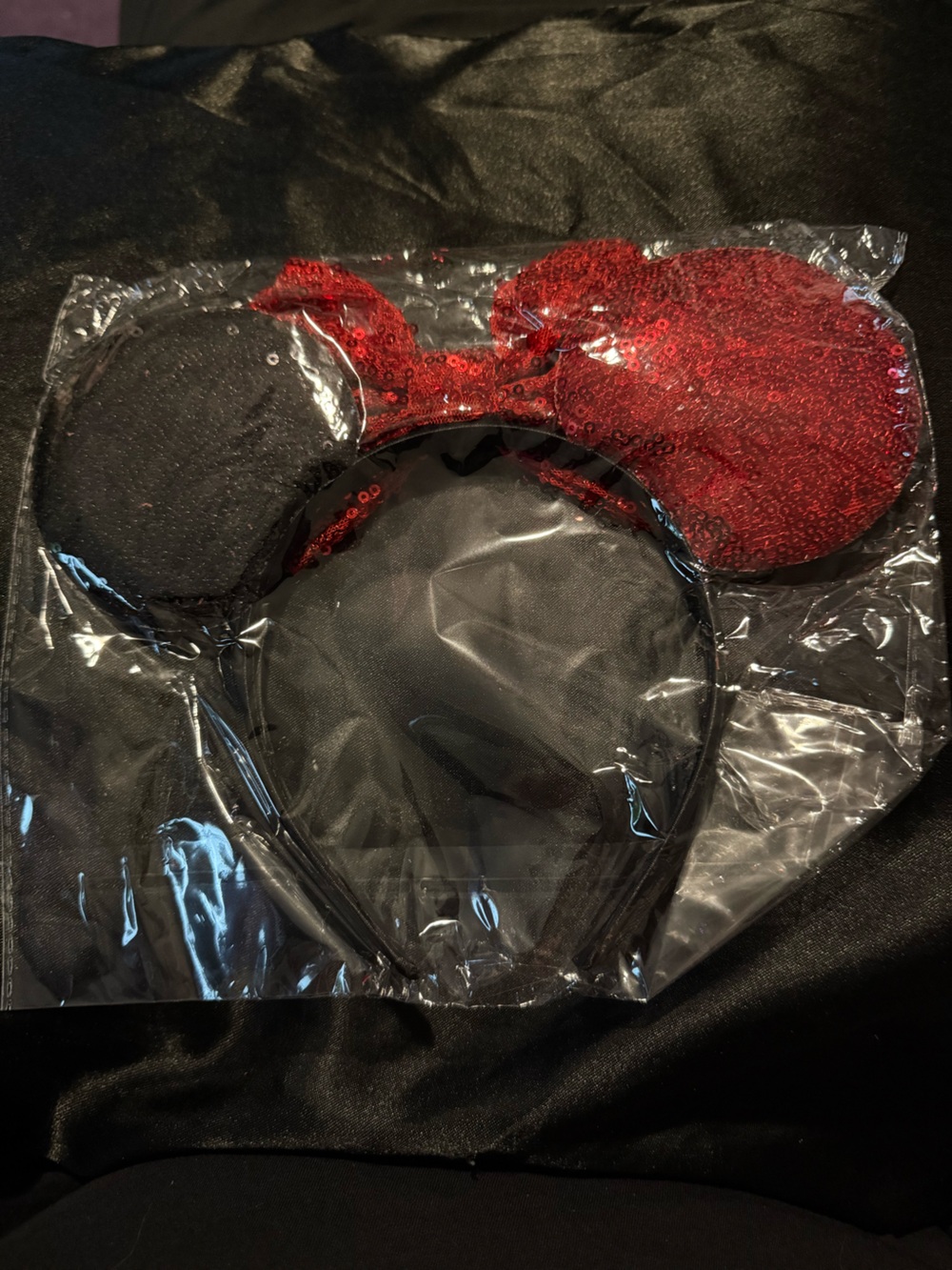 Spider-Man Mickey Ears - Picture 5 of 7